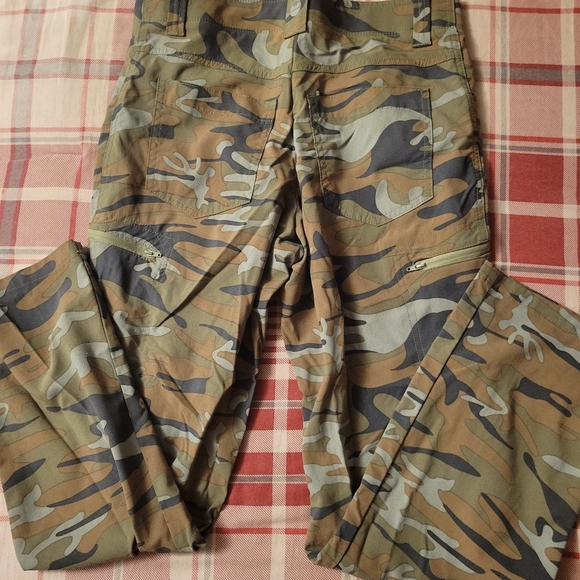 Wrangler Camo - Picture 2 of 3